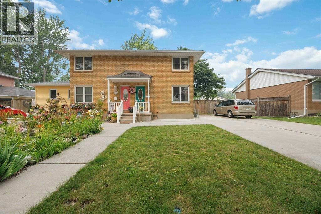 298 Elsfield Crescent, Sarnia, ON, N7S 1C3