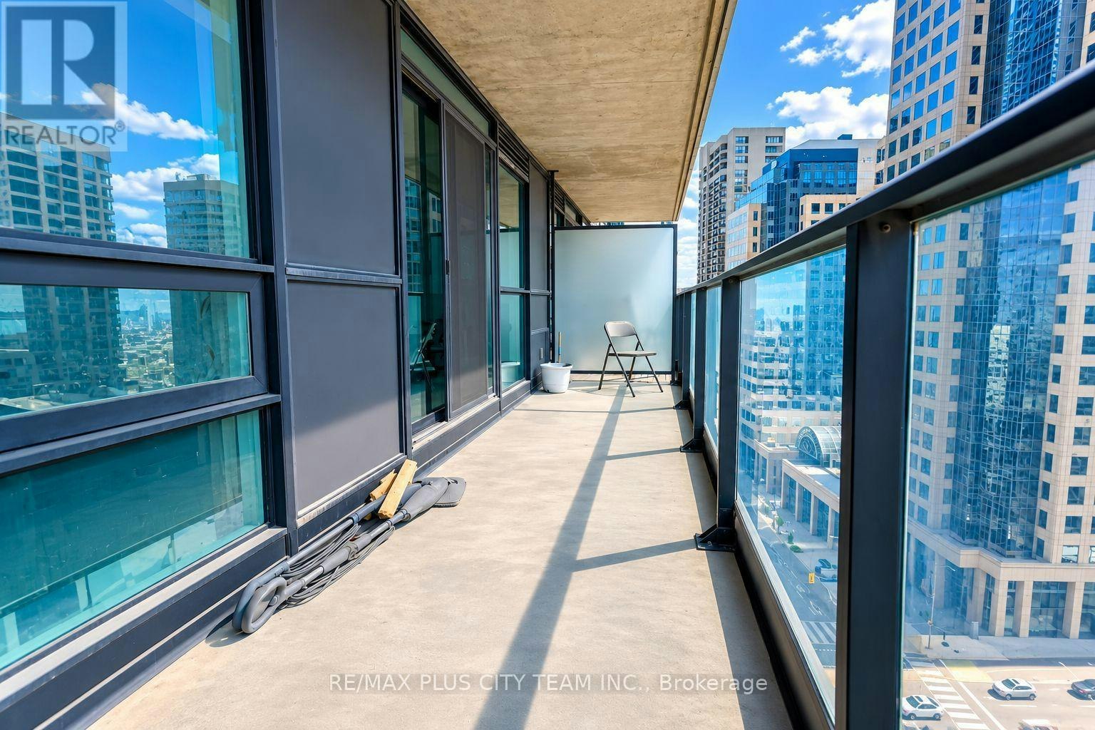 1502-33 Bay Street, Toronto, ON, M5J 2Z3 - 10