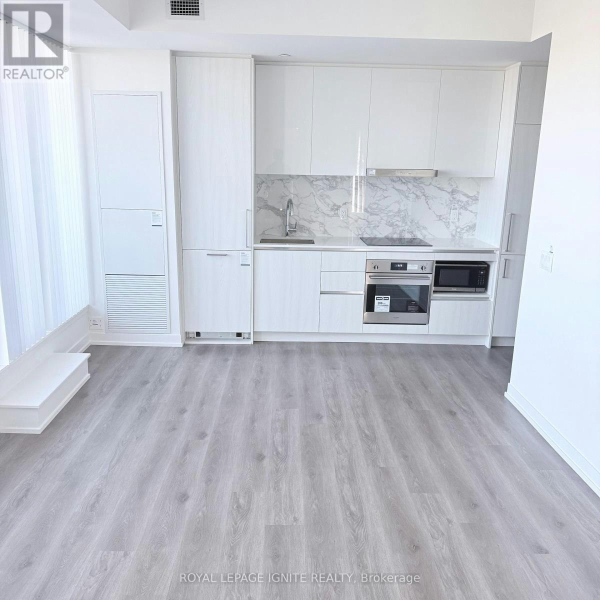 508-225 Commerce Street, Vaughan, ON, L4K 0R1 - 2
