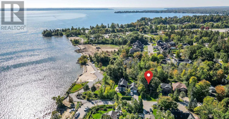 673 Roberts Road, Innisfil, ON, L9S 2E3