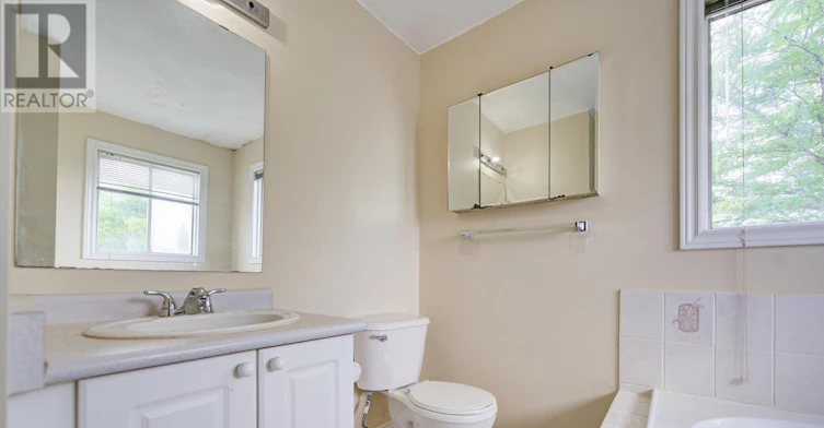 5327 Landsborough Avenue, Mississauga, ON, L5R 3X1 - 20