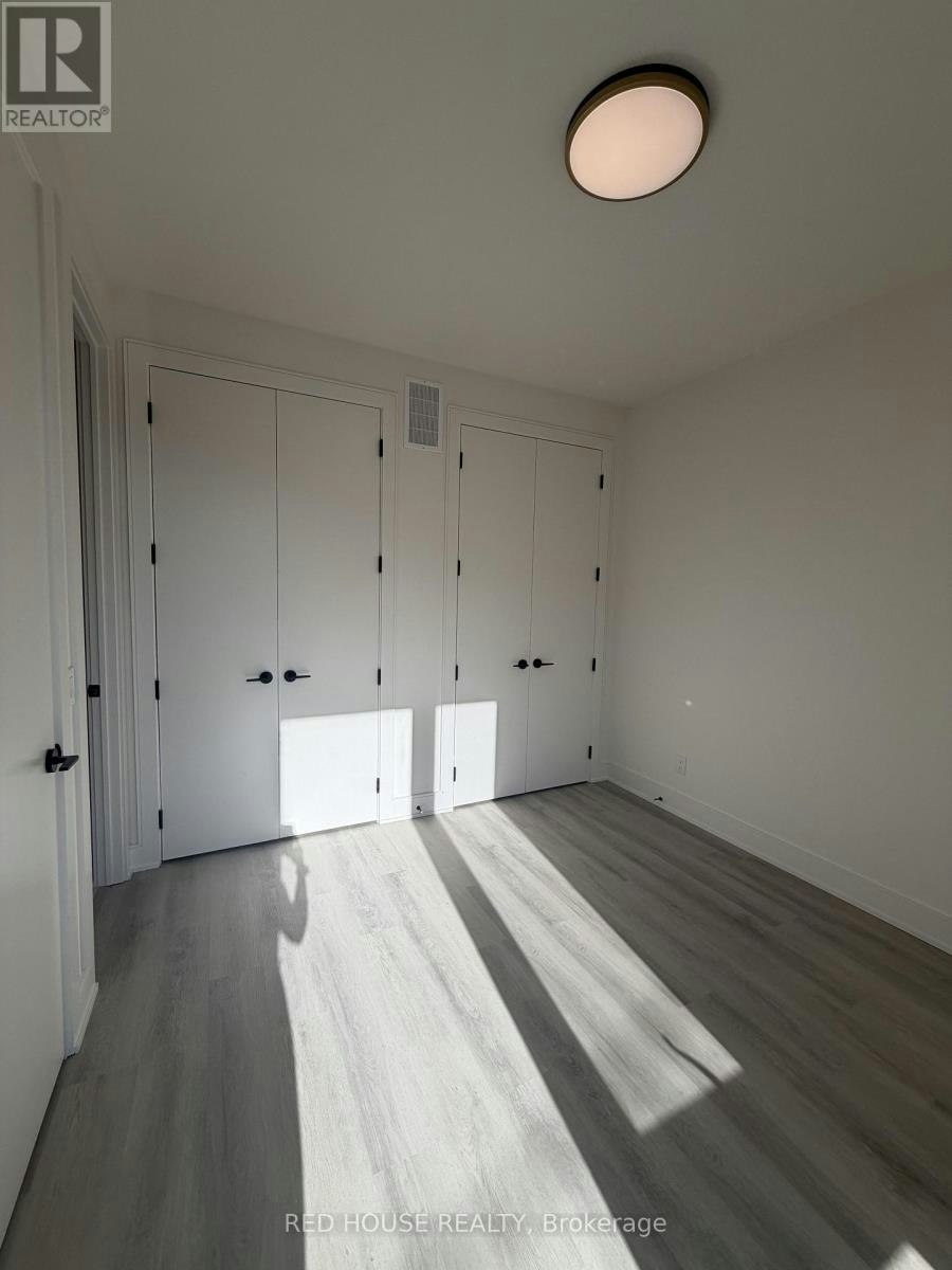 210 Ellis Avenue, St. Catharines, ON, L2P 0G9 - 13