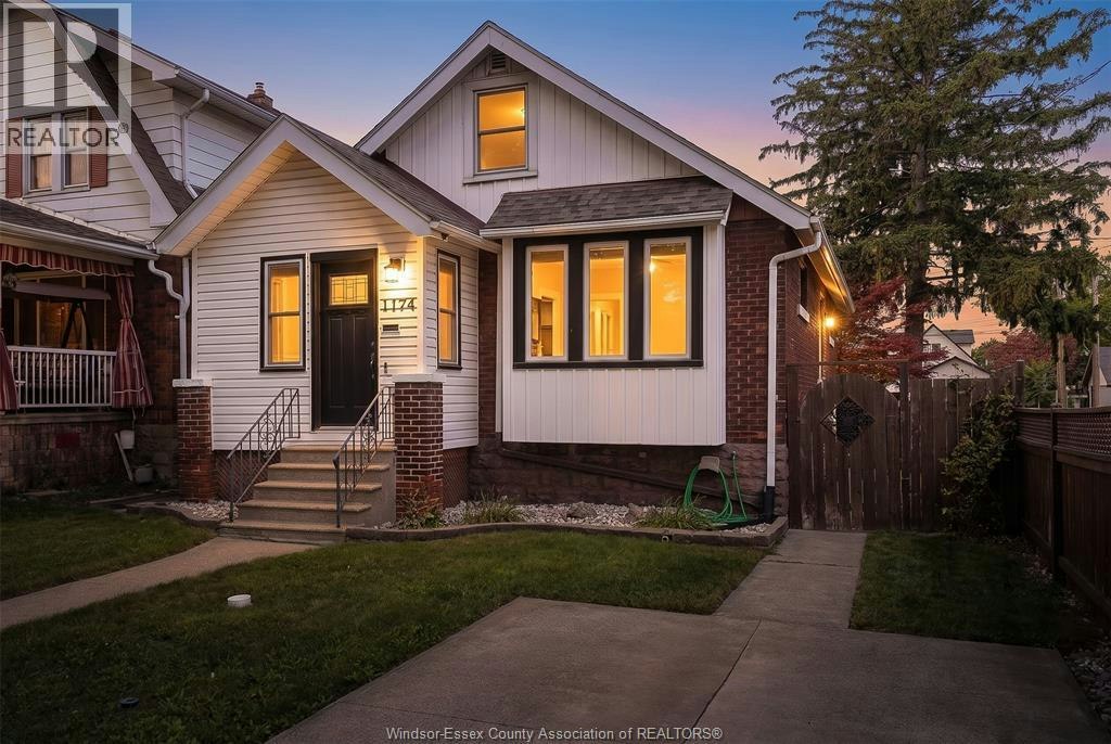 1174 Parent Avenue, Windsor, ON, N9A 2E5
