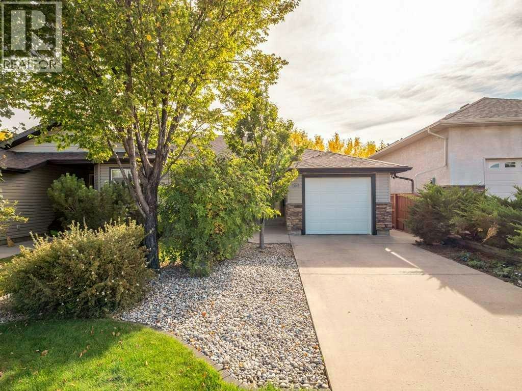 420 Mt Sunburst Crescent W, Lethbridge, AB, T1K 5T7