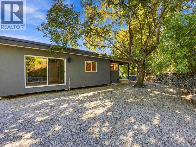 220 West Bench Drive, Penticton, BC, V2A 8X8 - 37