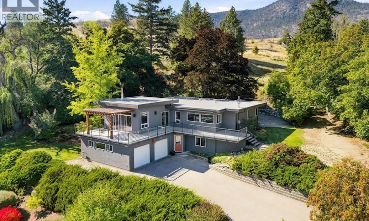 220 West Bench Drive