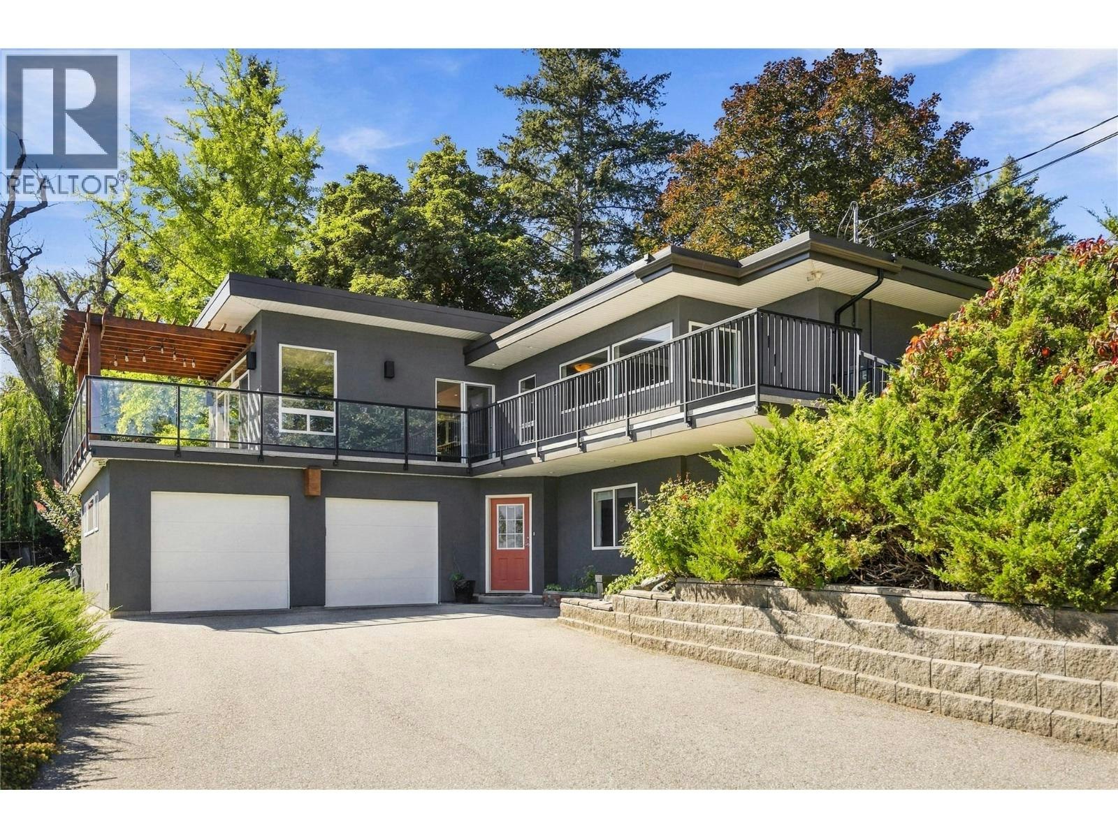 220 West Bench Drive, Penticton, BC, V2A 8X8 - 3