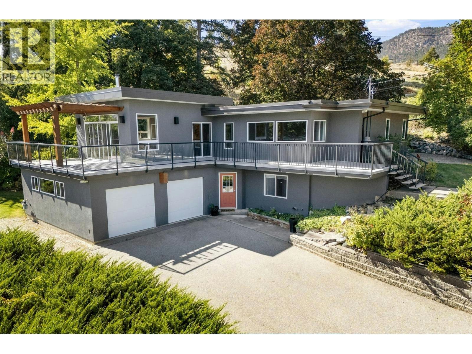 220 West Bench Drive, Penticton, BC, V2A 8X8 - 2