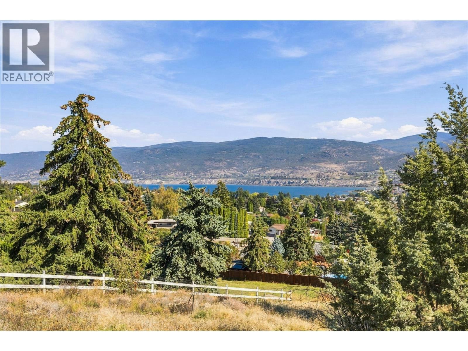 220 West Bench Drive, Penticton, BC, V2A 8X8 - 39