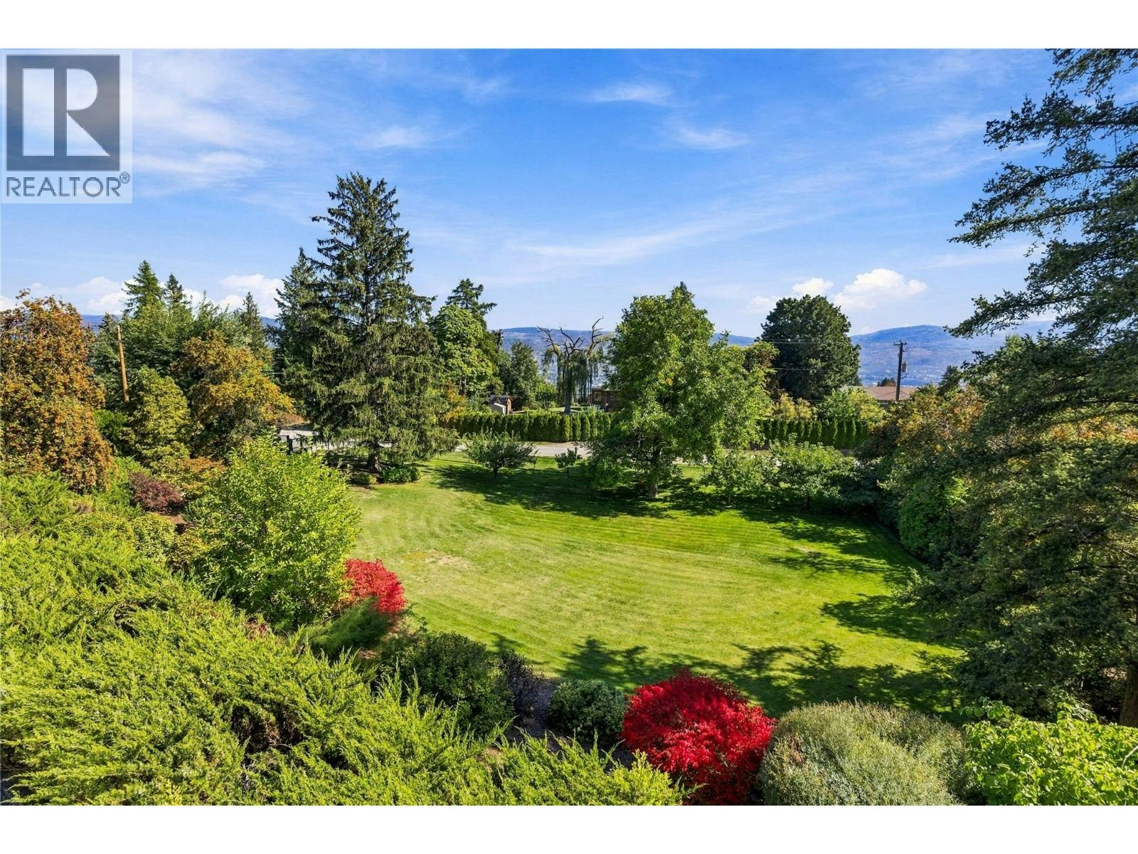 220 West Bench Drive, Penticton, BC, V2A 8X8 - 40