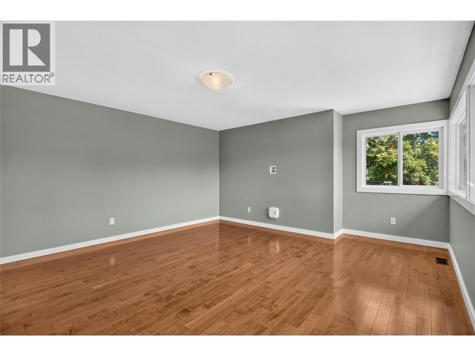 220 West Bench Drive, Penticton, BC, V2A 8X8 - 18