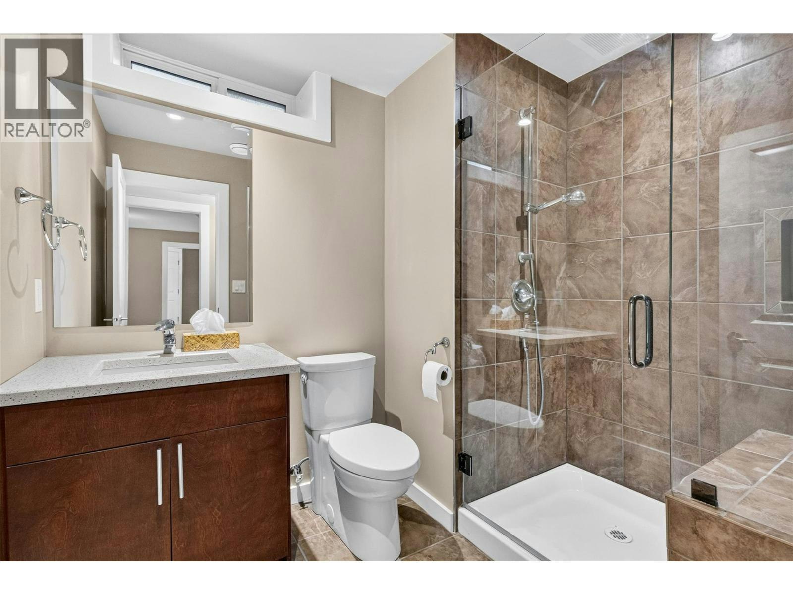 220 West Bench Drive, Penticton, BC, V2A 8X8 - 31