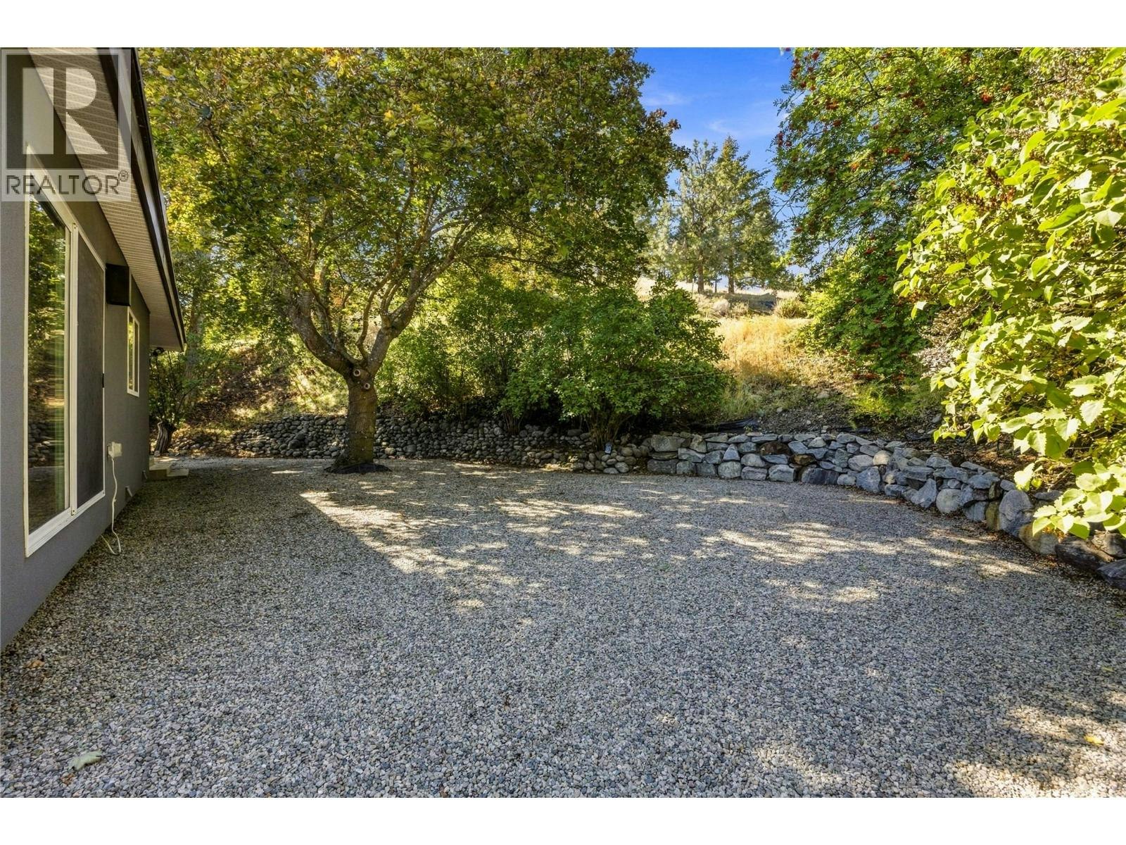 220 West Bench Drive, Penticton, BC, V2A 8X8 - 36