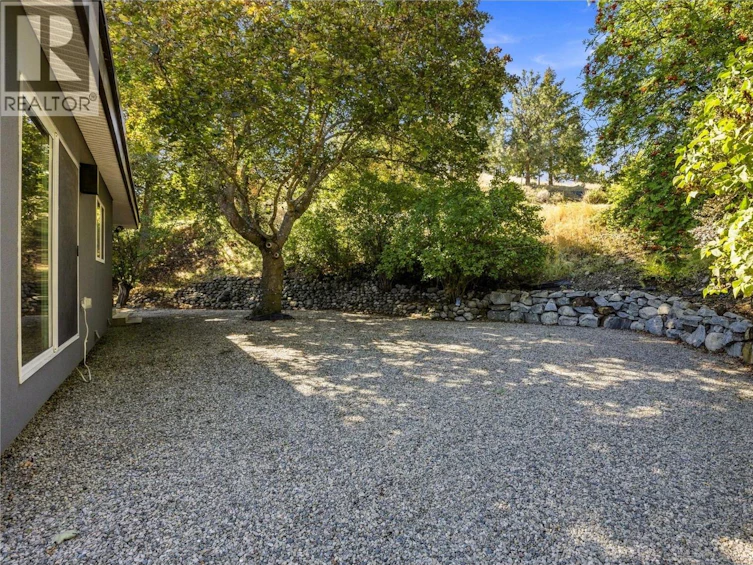 220 West Bench Drive, Penticton, BC, V2A 8X8 - 36
