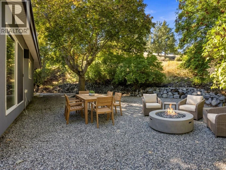 220 West Bench Drive, Penticton, BC, V2A 8X8 - 35