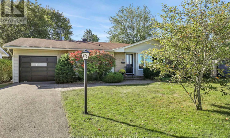 25 Thorncliff Place