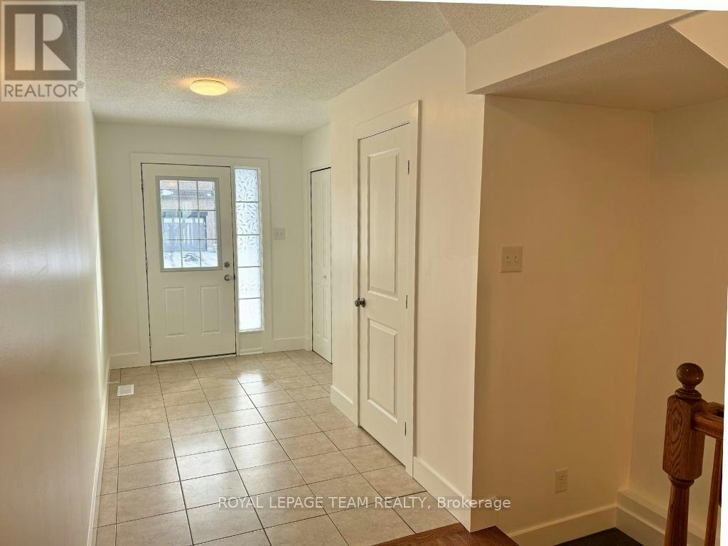 420 Haresfield Court, Ottawa, ON, K4M 0B6 - 5