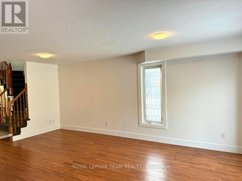 420 Haresfield Court, Ottawa, ON, K4M 0B6 - 8