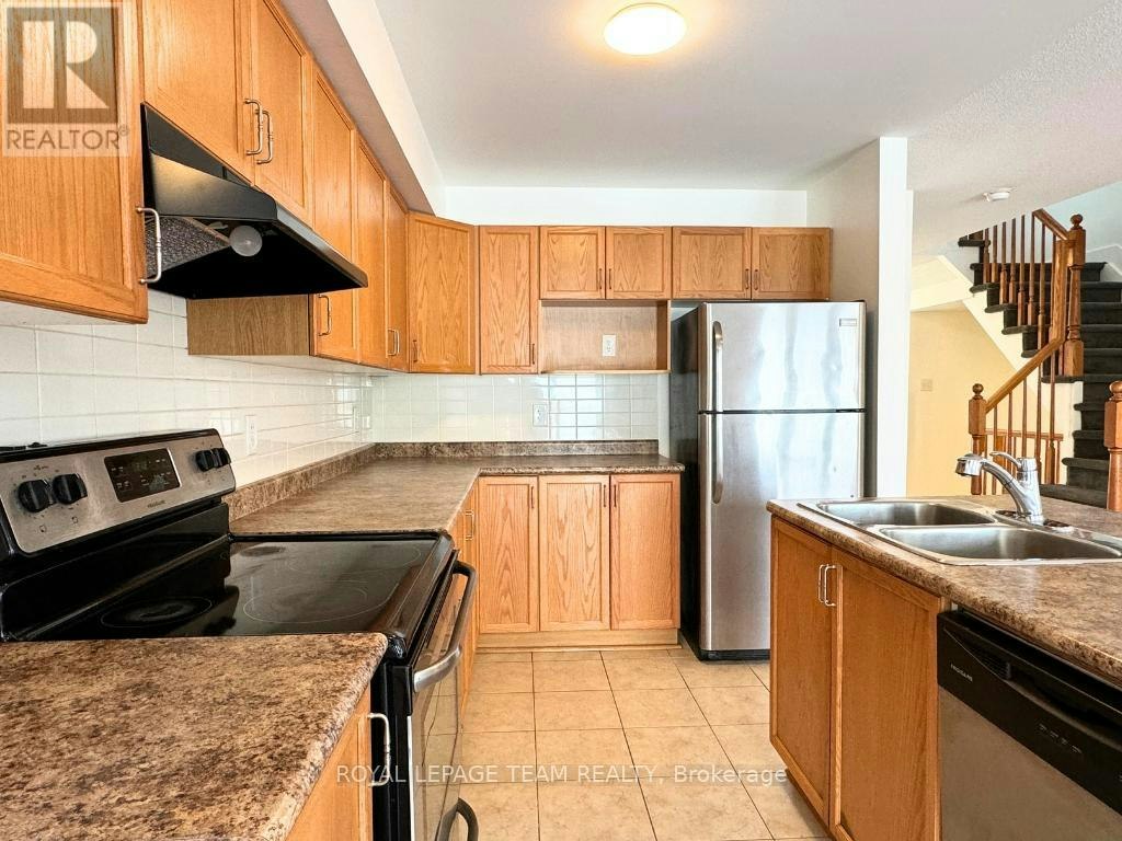 420 Haresfield Court, Ottawa, ON, K4M 0B6 - 12