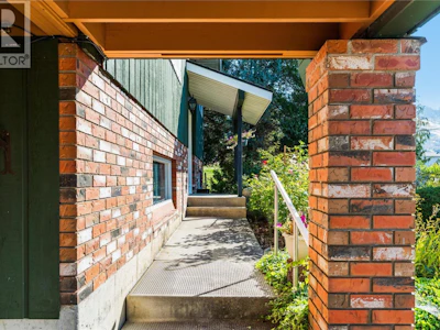 583 Mcleish Road - 3