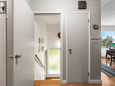 583 Mcleish Road - 4