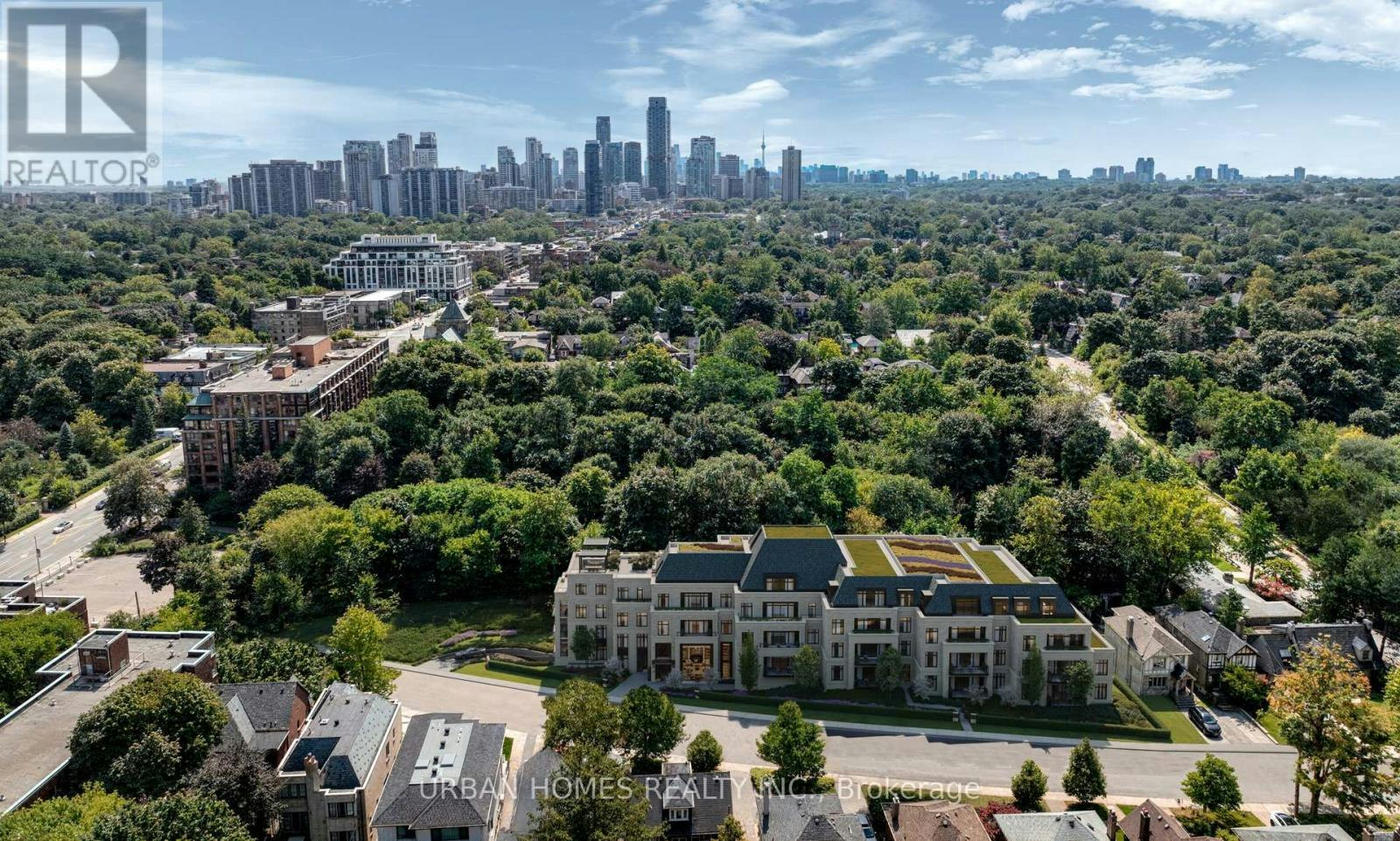 204-33 Chatsworth Drive, Toronto, ON, M4R 1R6