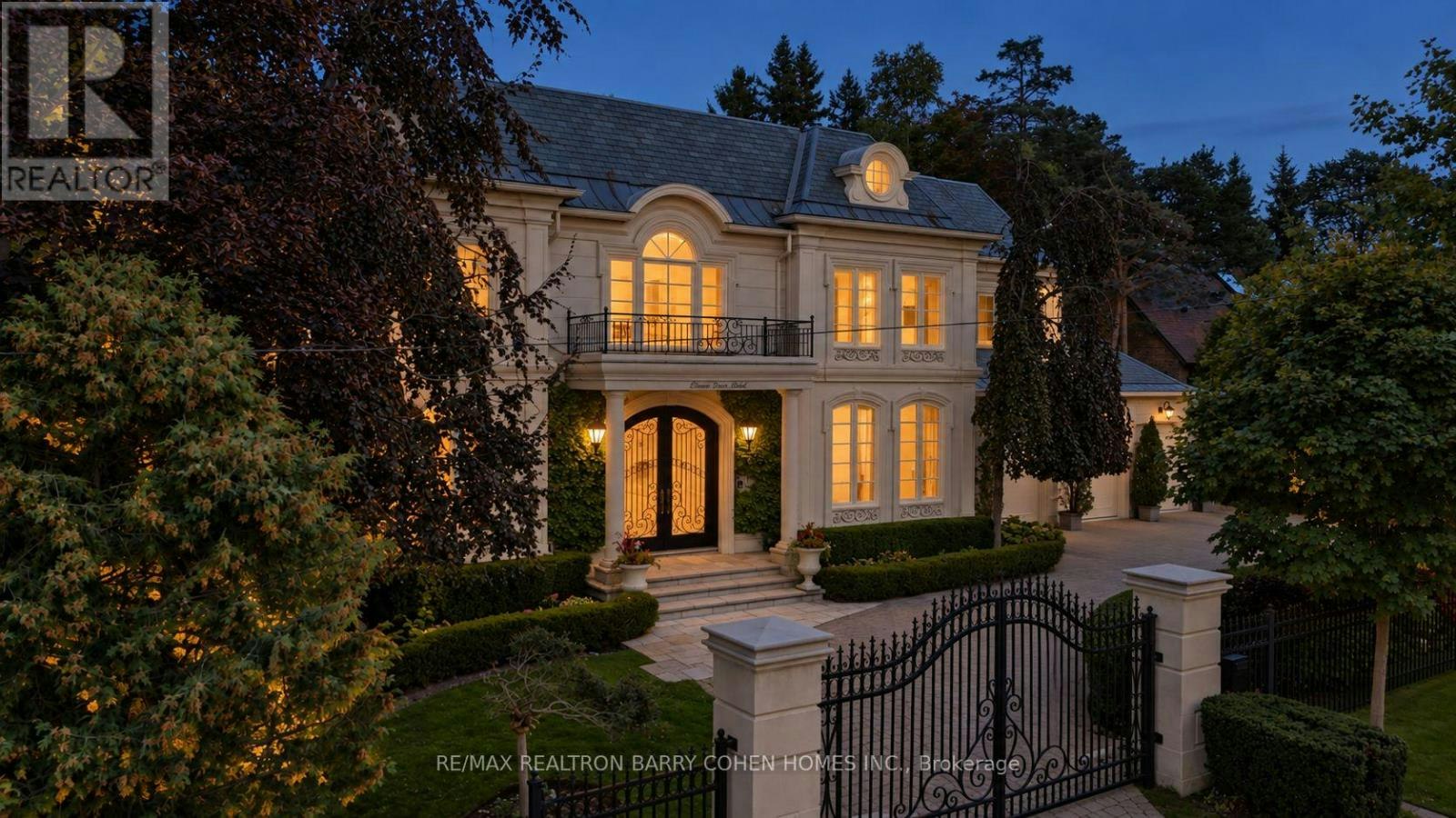 11 Doon Road, Toronto, ON, M2L 1M1