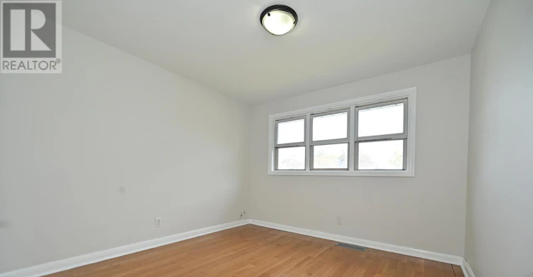 936 Somerville Street, Oshawa, ON, L1G 4J7 - 11
