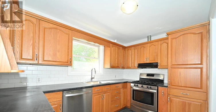 936 Somerville Street, Oshawa, ON, L1G 4J7 - 8
