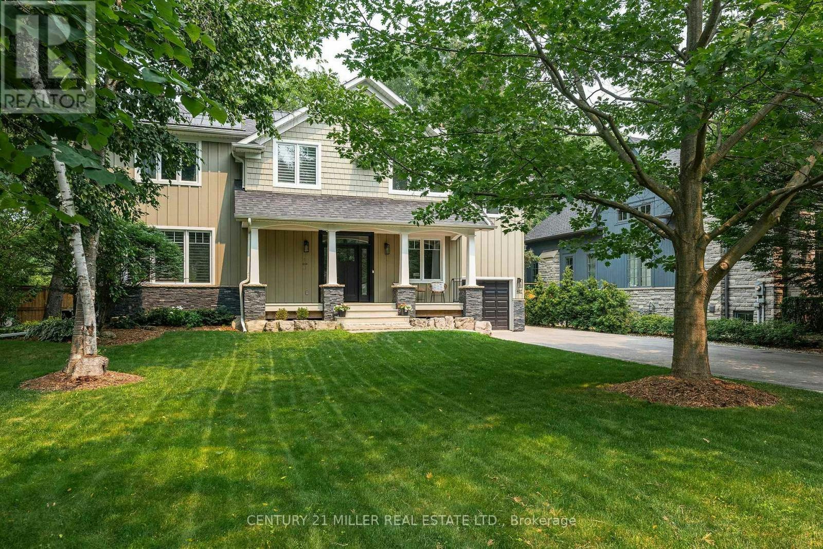 407 Maple Grove Drive, Oakville, ON, L6J 4V8