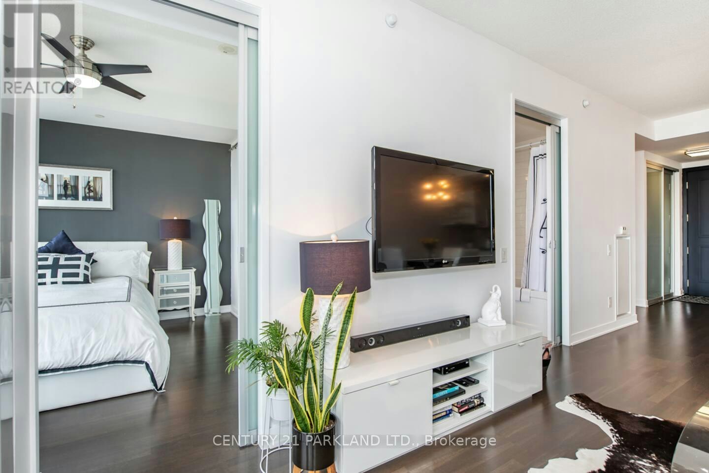 2509-90 Park Lawn Road, Toronto, ON, M8Y 0B6 - 9
