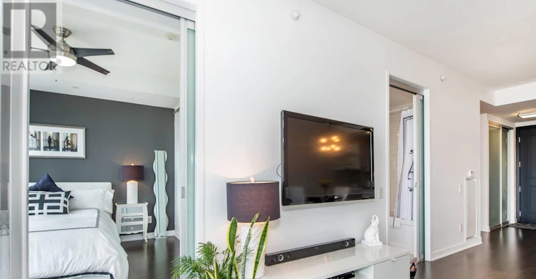 2509-90 Park Lawn Road, Toronto, ON, M8Y 0B6 - 9