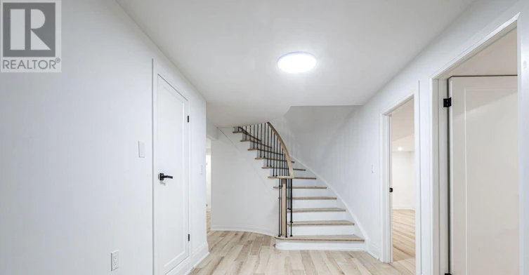 2104 Mississauga Road, Mississauga, ON, L5H 2K6 - 37