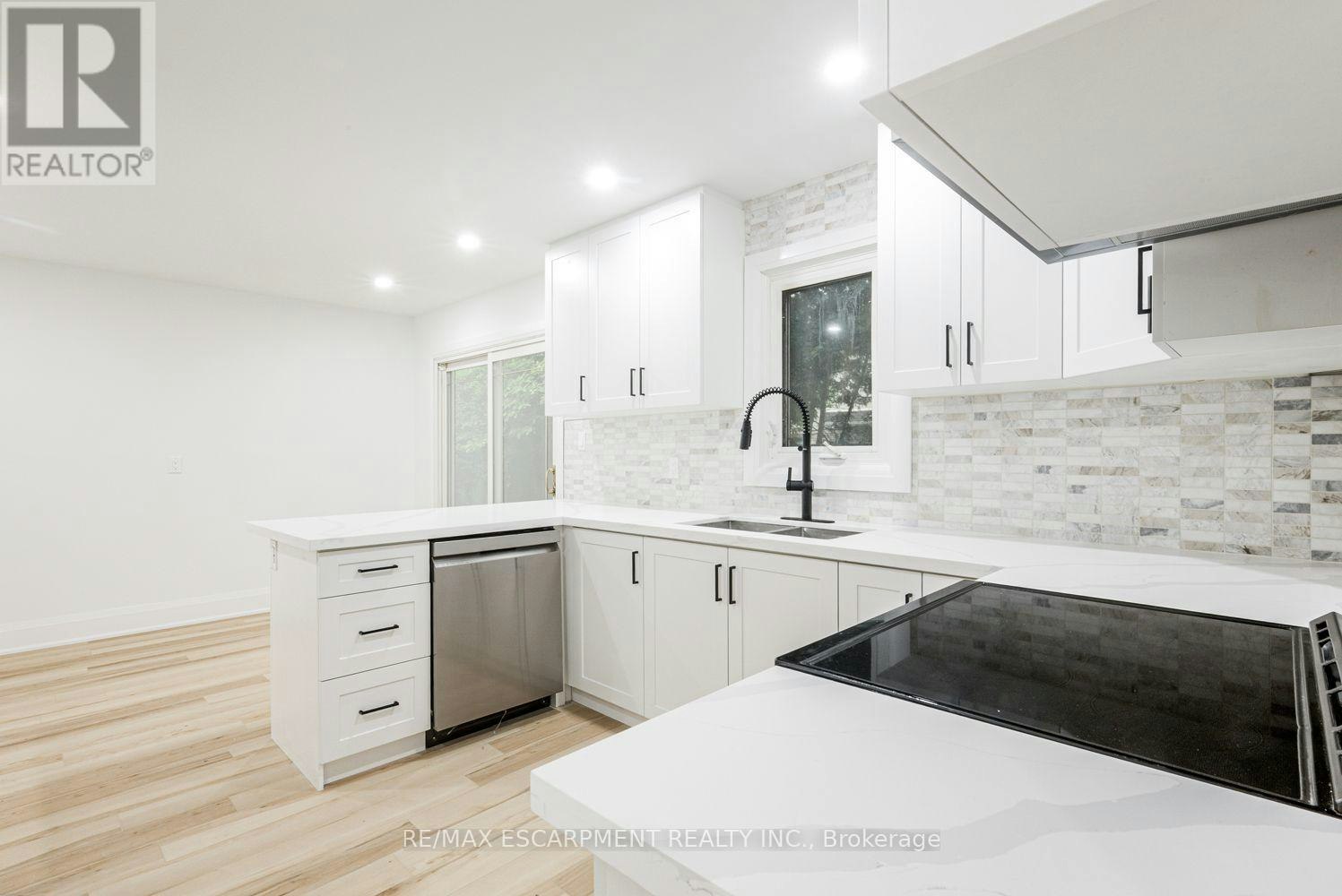 2104 Mississauga Road, Mississauga, ON, L5H 2K6 - 9