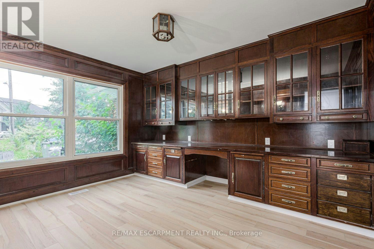 2104 Mississauga Road, Mississauga, ON, L5H 2K6 - 4