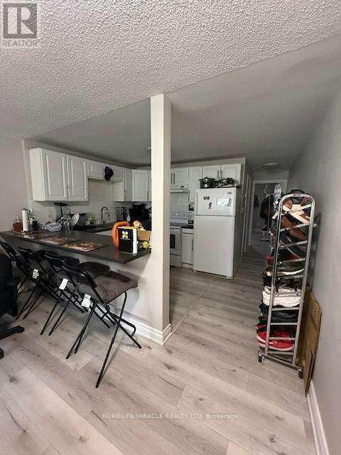 1-9 Ellen Street, Mississauga, ON, L5M 1R8 - 4