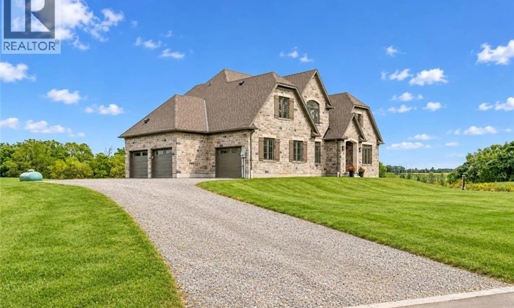 5 Prato Verde Lane