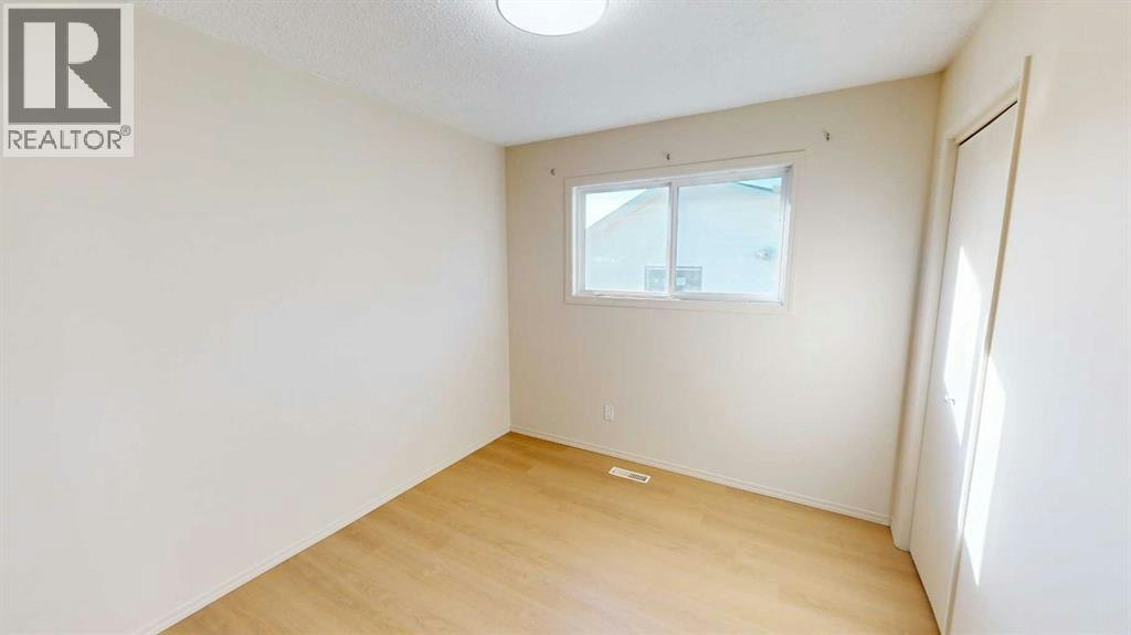 12124 95a Street, Grande Prairie, AB, T8V 5C5 - 8