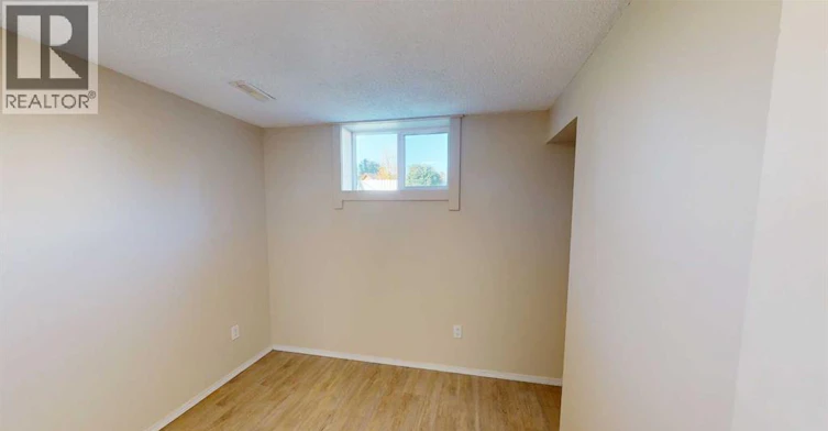 12124 95a Street, Grande Prairie, AB, T8V 5C5 - 14