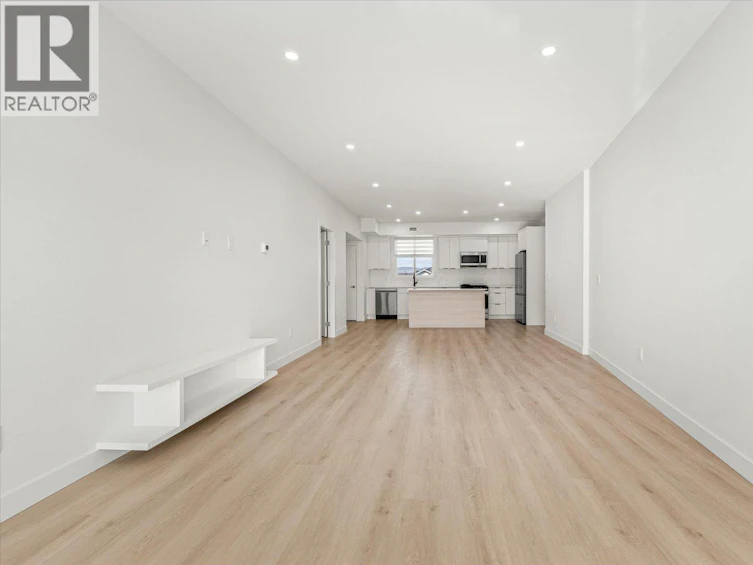 204-5300 Main Street, Kelowna, BC, V1W 0C1 - 24