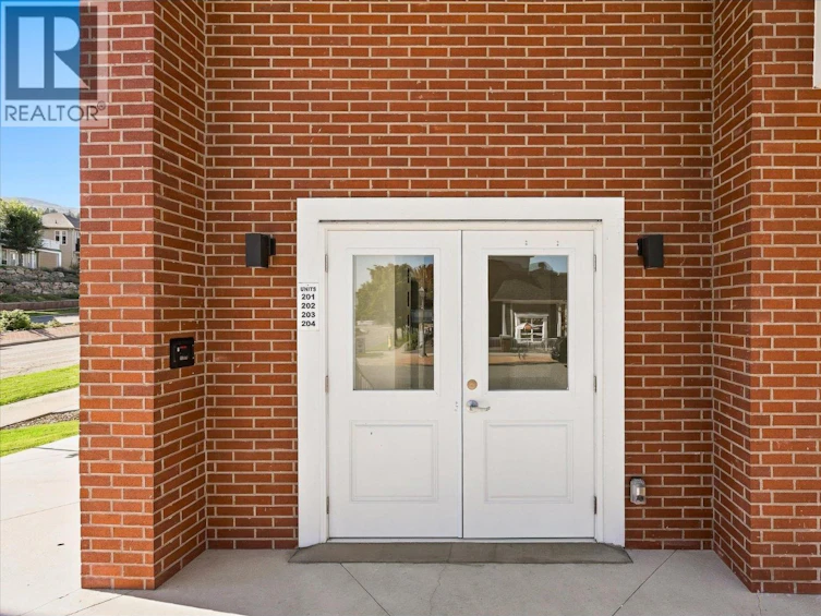 204-5300 Main Street, Kelowna, BC, V1W 0C1 - 43