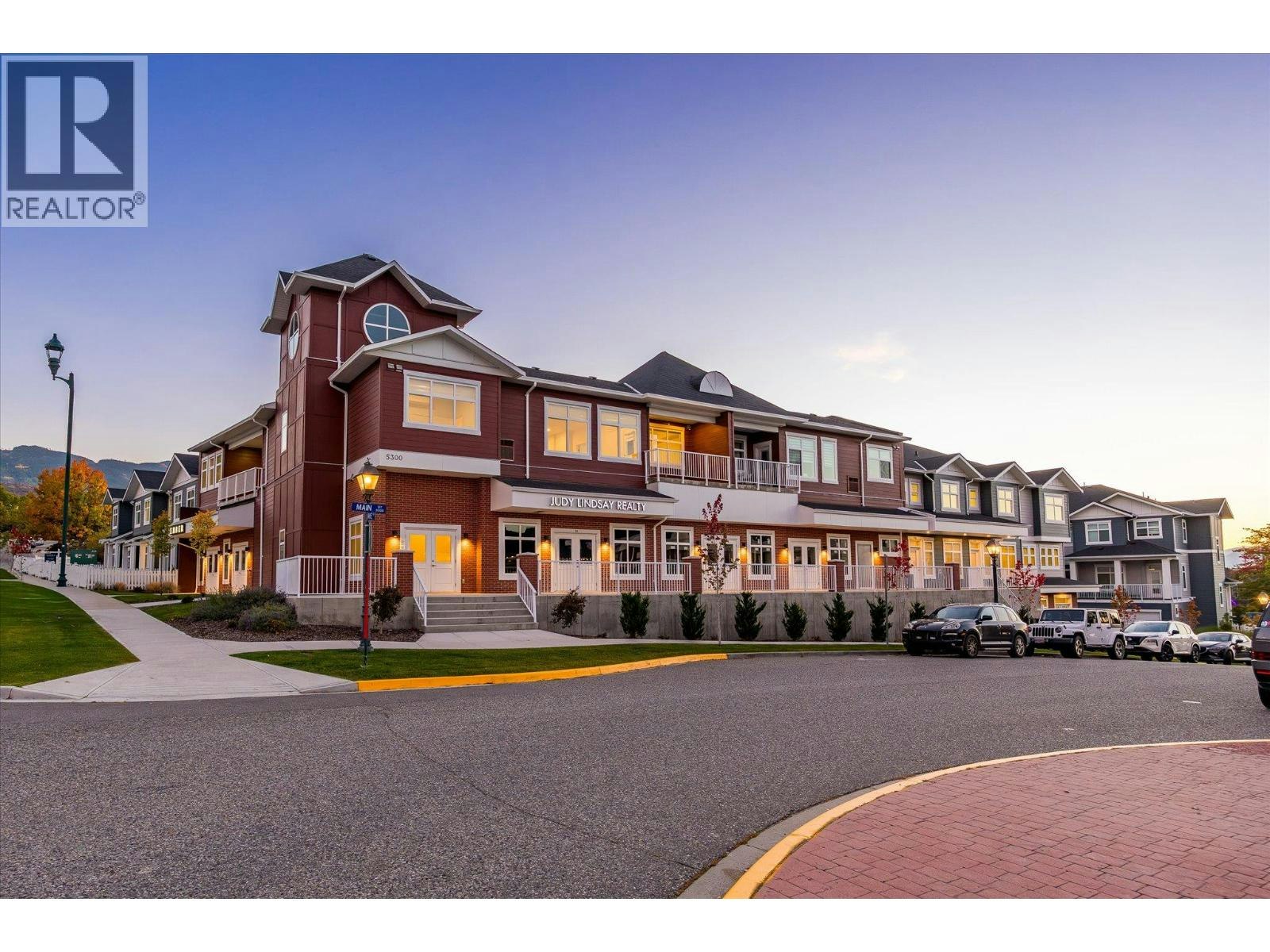 204-5300 Main Street, Kelowna, BC, V1W 0C1