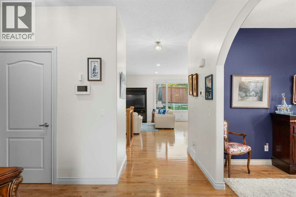 64 Elysian Crescent SW, Calgary, AB, T3H 0E7