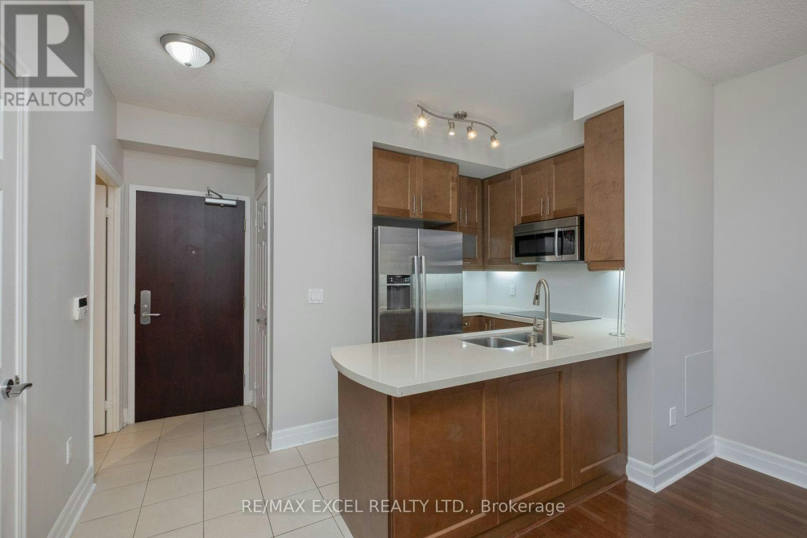 1205-35 Balmuto Street, Toronto, ON, M4Y 0A3 - 5