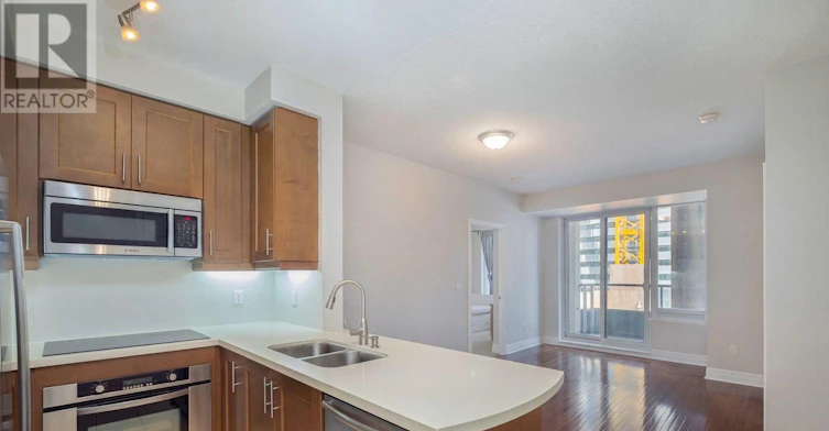 1205-35 Balmuto Street, Toronto, ON, M4Y 0A3 - 4