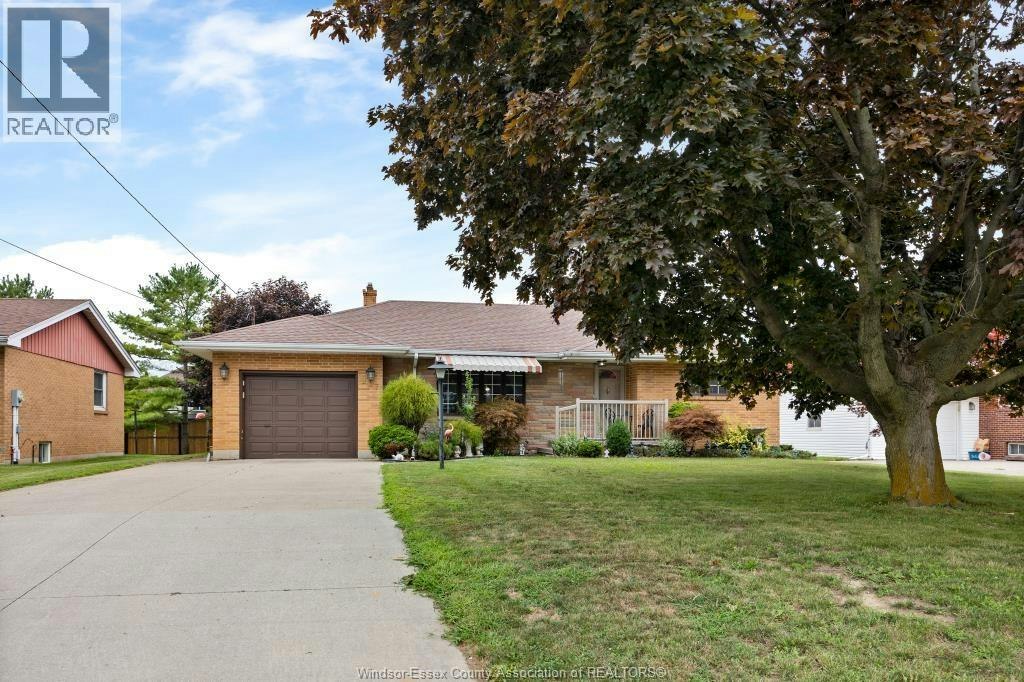 247 Erie Street South, Essex, ON, N0R 1G0