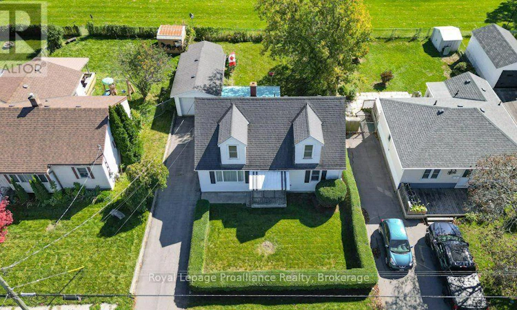 47 Bay Drive