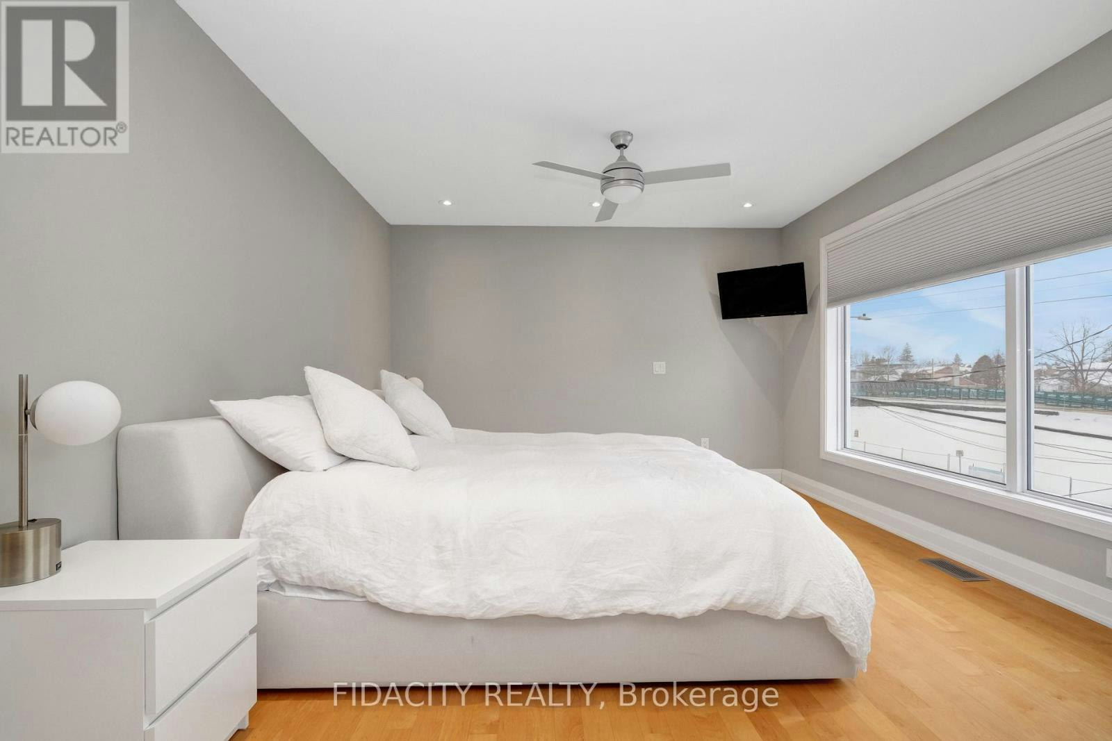 376C Wilmont Avenue, Ottawa, ON, K2A 0B1 - 12