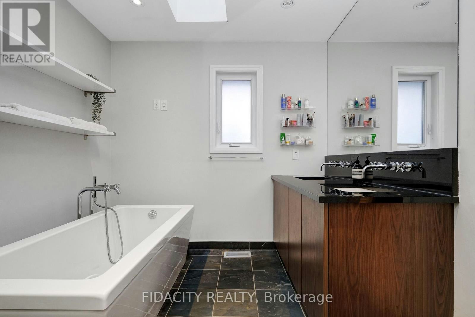 376C Wilmont Avenue, Ottawa, ON, K2A 0B1 - 15