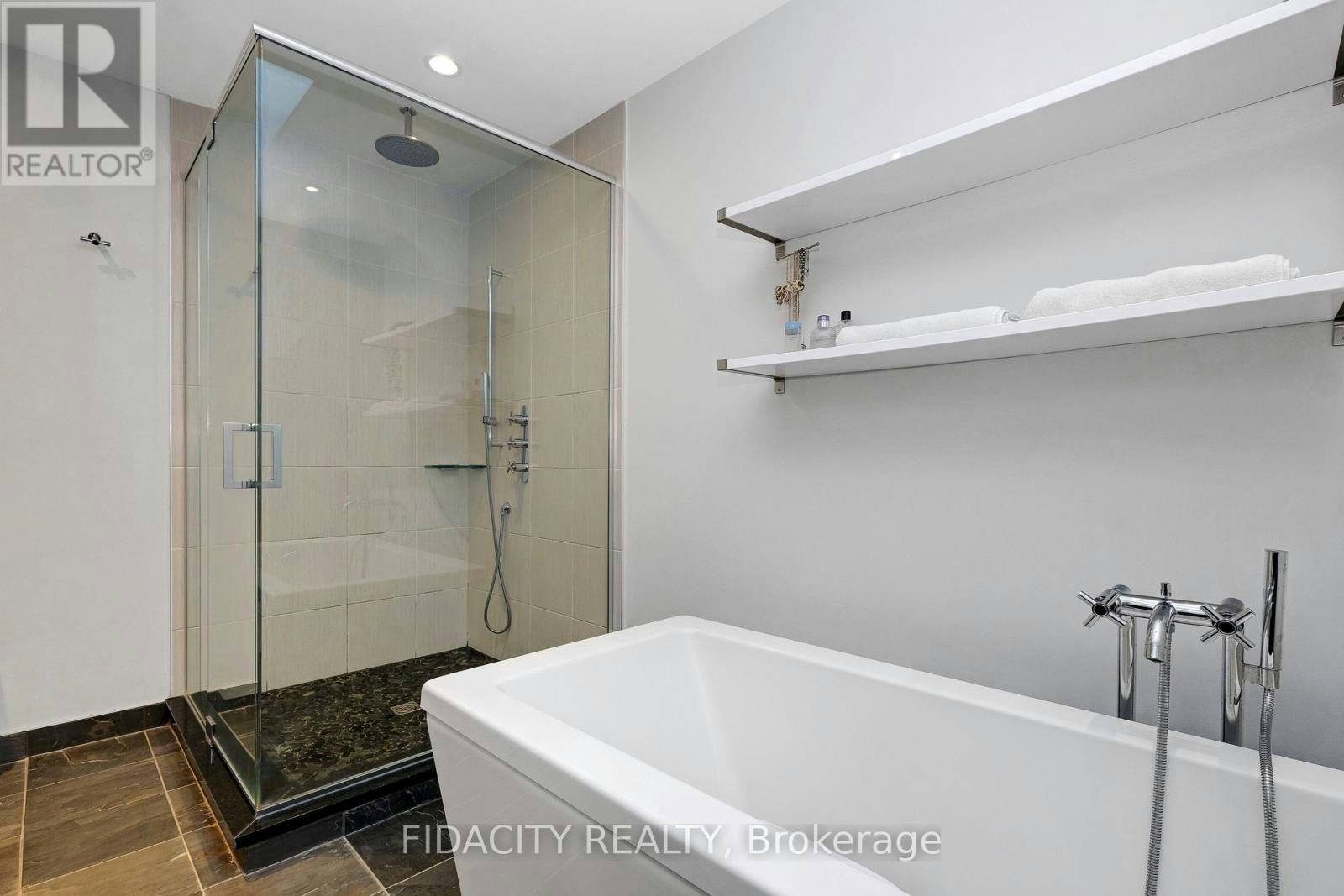 376C Wilmont Avenue, Ottawa, ON, K2A 0B1 - 16